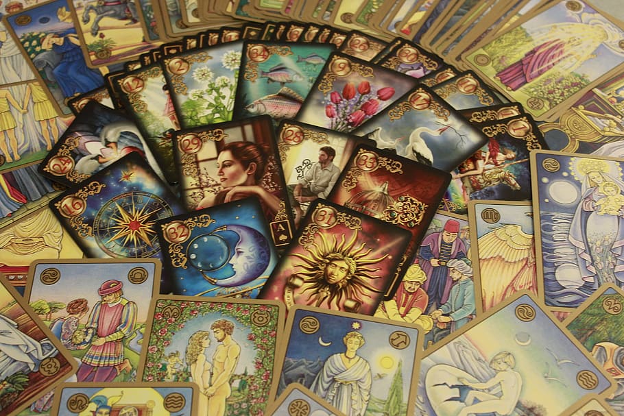 Astrology and tarot